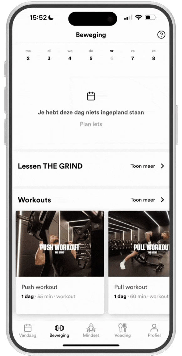Bildschirm einer Fitness-App mit dem Titel Bewegung, Kalender oben und Optionen für Push-Workout von 55 Minuten und Pull-Workout von 60 Minuten.